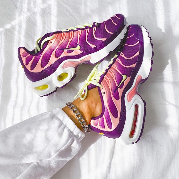 Nike air max plus sneakers - Picture 2 of 3
